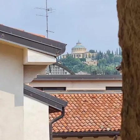 Palazzo Duomo Apartment Verona Exterior photo