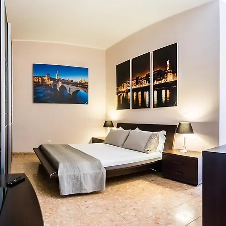 Palazzo Duomo Apartment Verona Exterior photo