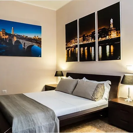 Palazzo Duomo Apartment Verona Exterior photo