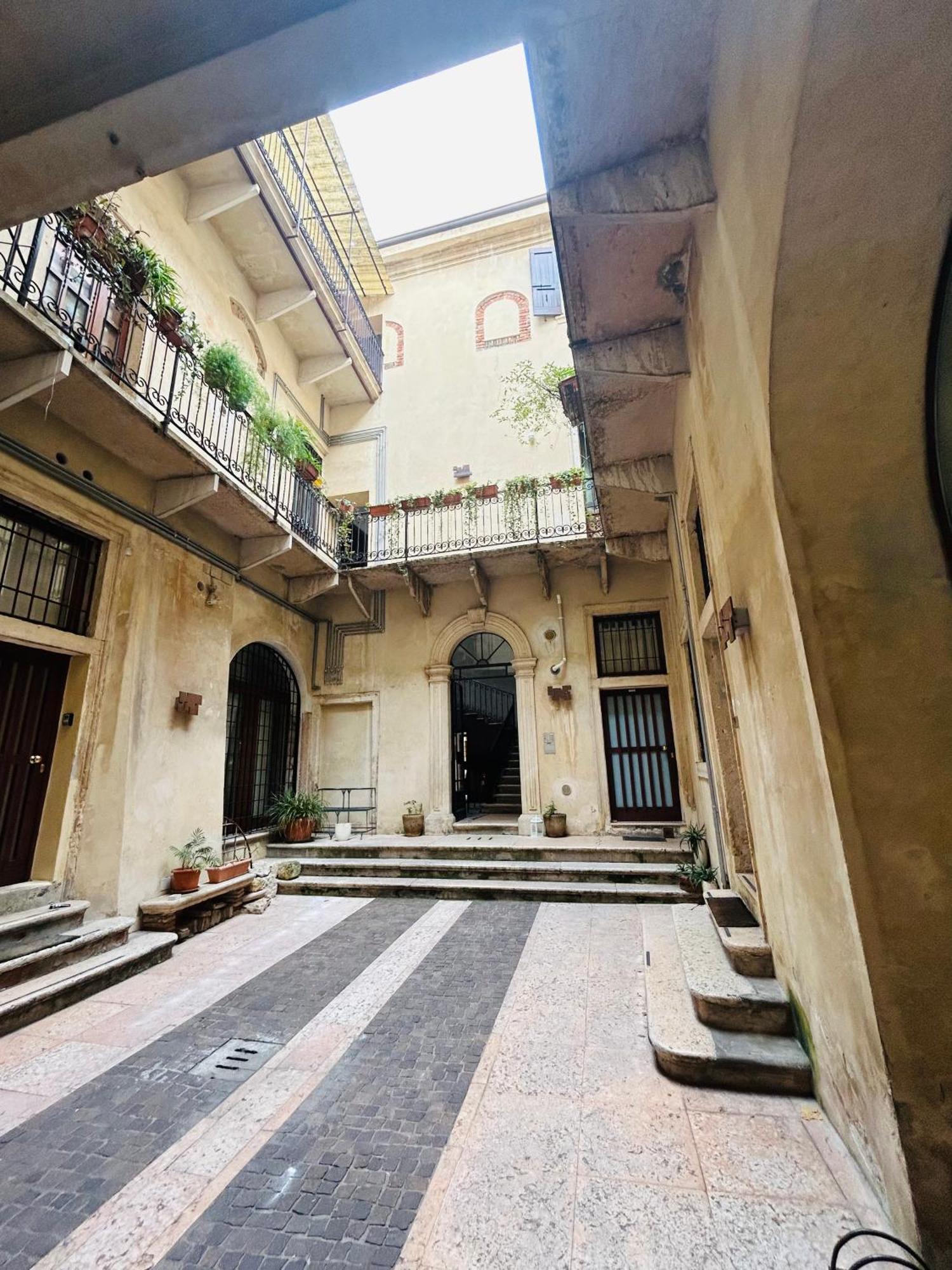 Palazzo Duomo Apartamento *